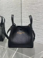 Coach Signature Bucket Bag 21cm