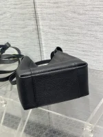 Coach Signature Bucket Bag 21cm - Image 5