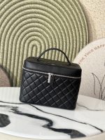 Exclusive Top-tier Cosmetic Case 25*16*18cm