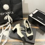 Chanel 2023 Chunky Heel Mary Jane Shoes - Image 2