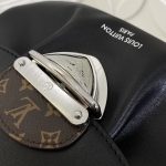 Louis Vuitton Sunset Vibe Hobo Bag M12192 27x18x3cm - Image 4