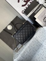 25b Four-Leaf Clover Series Messenger Bag 16.5-25-8.5CM - Image 4