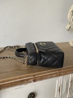 Small Quilted Lambskin Chain Case Bag 17*19.5*5 - Image 4
