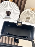 Vintage Makeup Case 22x10x8.5cm - Image 5