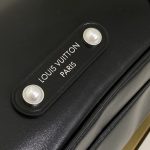 NilL Louis Vuitton Messenger Bag M13987 - Image 5