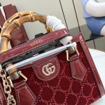 Gucci Diana Tote Bag with Bamboo Handle 20cm - Image 5