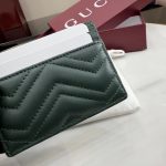 Gucci GG Marmont Green Quilted V Leather Card Holder - Image 5