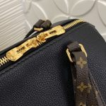 Louis Vuitton Express Travel Large Shoulder Bag - Image 6