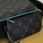 Louis Vuitton TRIO Messenger Bag M26052 - Image 6