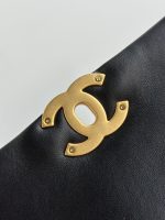 19 Medium Flap Bag 30cm - Image 6