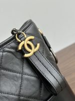 Gabrielle Hobo Bag 20cm - Image 6