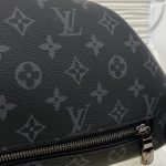 Louis Vuitton Discovery Waist Bag M25924 - Image 7