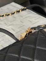 25b Four-Leaf Clover Series Messenger Bag 16.5-25-8.5CM - Image 7