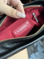 Gabrielle Hobo Bag 20cm - Image 7