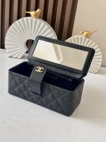 Vintage Makeup Case 22x10x8.5cm - Image 7