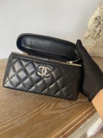 Small Quilted Lambskin Chain Case Bag 17*19.5*5 - Image 7