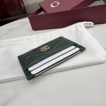 Gucci GG Marmont Green Quilted V Leather Card Holder - Image 7