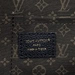 Louis Vuitton Express Travel Large Shoulder Bag - Image 8