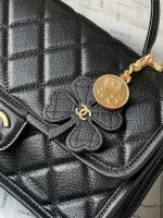 25b Four-Leaf Clover Series Messenger Bag 16.5-25-8.5CM - Image 8