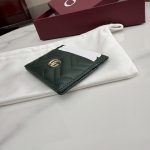 Gucci GG Marmont Green Quilted V Leather Card Holder - Image 8