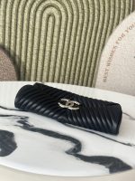 V-Pattern Clutch & Wallet 28*13cm - Image 9