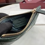 Gucci GG Marmont Mini Quilted Leather Card Holder - Image 9