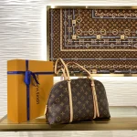 Louis Vuitton MB163c Handbag 30cm - Image 2