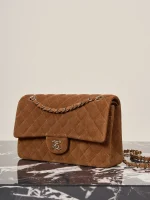 Classic Flap Medium Handbag 25.5cm - Image 3