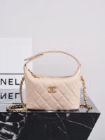 Chanel 26P Shoulder Bag 21.5cm - Image 3