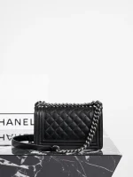 Chanel Leboy Handbag 20.5cm - Image 4