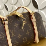 Louis Vuitton Squire East West Handbag Wallet 29cm - Image 4