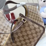 Gucci Giglio Handbag - Image 6