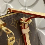 Louis Vuitton Squire East West Handbag Wallet 29cm - Image 6