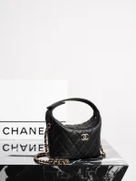 Chanel 26P Handbag 21.5cm - Image 6