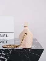 Chanel 26P Shoulder Bag 21.5cm - Image 6