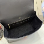 Generation Gucci Handbag 32cm - Image 8