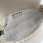 GG Marmont Shoulder Bag 16.5cm - Image 8