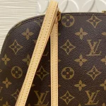Louis Vuitton MB163c Handbag 30cm - Image 8