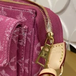 Louis Vuitton Pochette Accessories Cargo Shoulder Handbag Shoulder Bag 23.5cm - Image 9