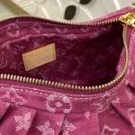 Louis Vuitton POCHETTE VALLEY Handbag 21cm - Image 9