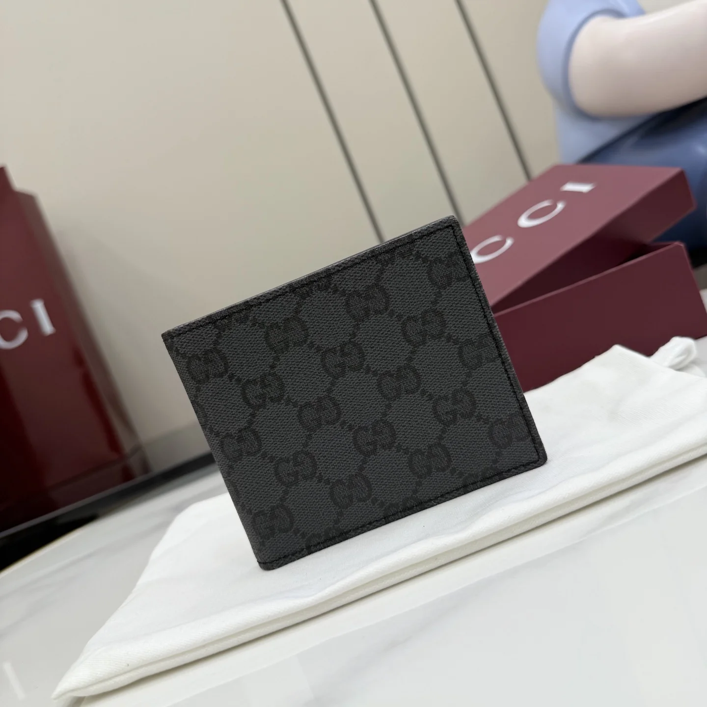 1-1069 UbestLuxury Gucci Gucci Essence Classic Wallet main product photo SKU GU25154
