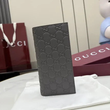 UbestLuxury Gucci GG Emblem Wallet main product photo SKU GU25175