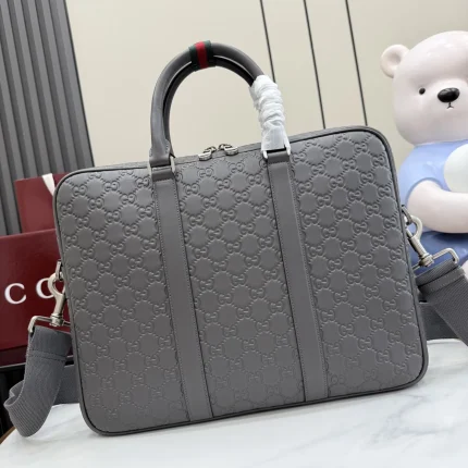 UbestLuxury Gucci GG Emblem Briefcase 37cm main product photo SKU GU25180