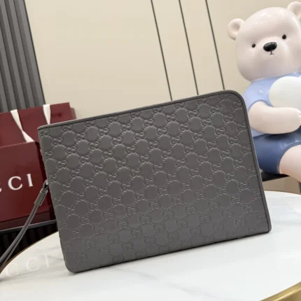 UbestLuxury Gucci GG Emblem Handbag 30cm main product photo SKU GU25181