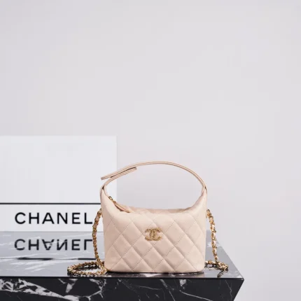 UbestLuxury Chanel Chanel 26P Shoulder Bag 21.5cm main product photo SKU CH30697
