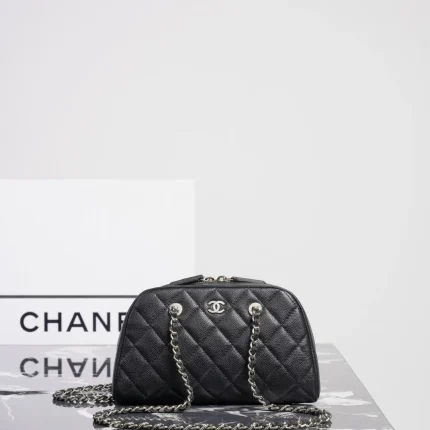 UbestLuxury Chanel Chanel 26P Shoulder Bag 19.5cm main product photo SKU CH30698