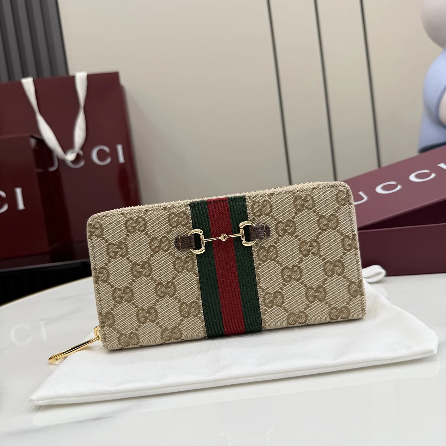 1-1340 UbestLuxury Gucci Gucci Wallet 19.5cm main product photo SKU GU25356