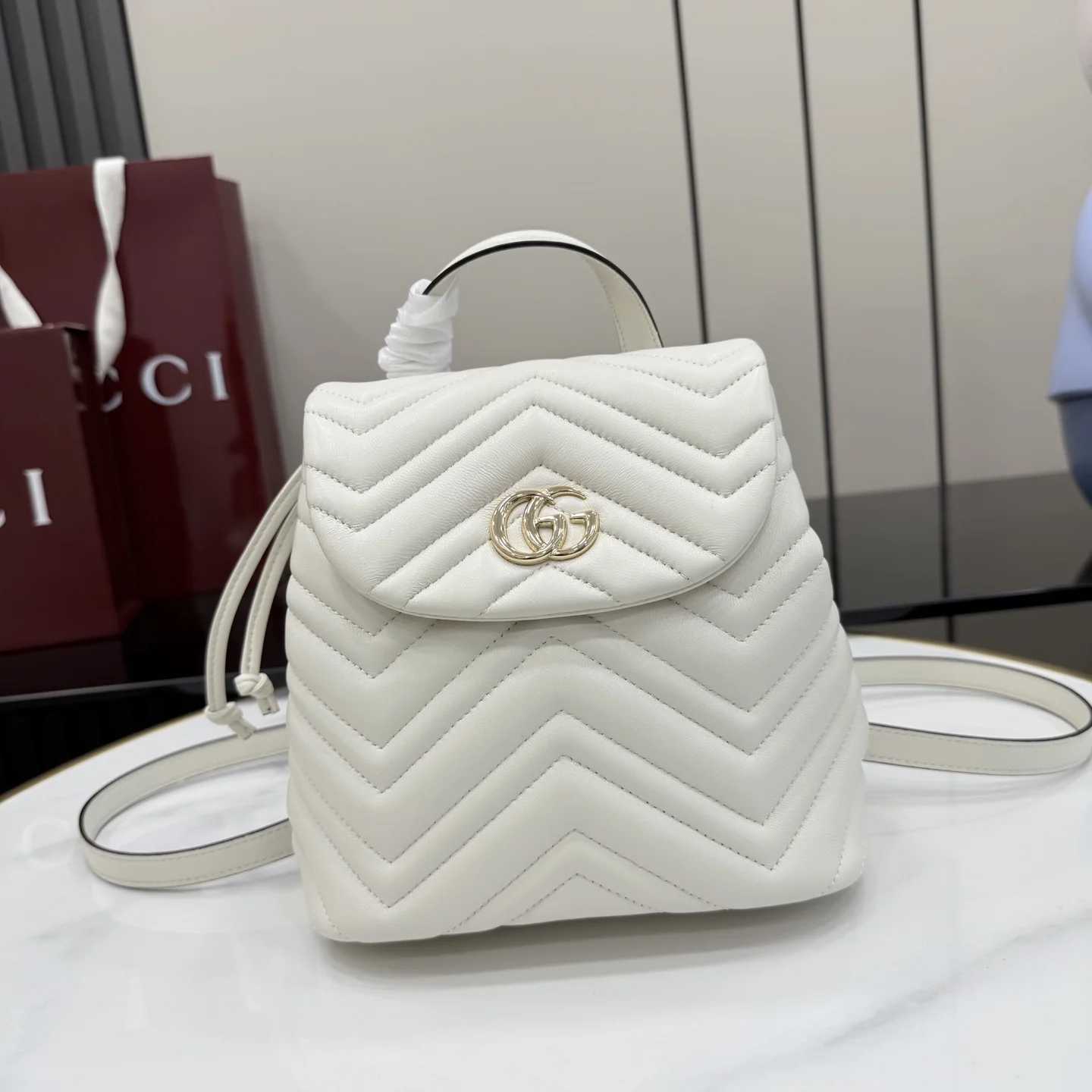 1-1355 UbestLuxury Gucci GG Marmont Backpack 20cm main product photo SKU GU25369