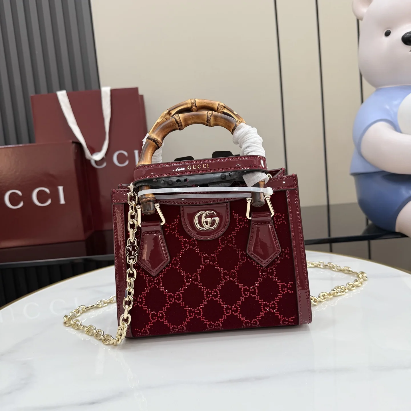 1-1414 UbestLuxury Gucci Diana Shoulder Bag 20cm main product photo SKU GU25414