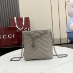 UbestLuxury Gucci GG Marmont Bucket Bag 17cm main product photo SKU GU25427